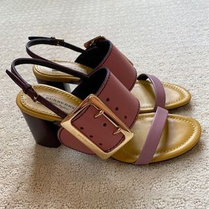 Burberry  Buckle Oakhampton Sandal Size EUR 37